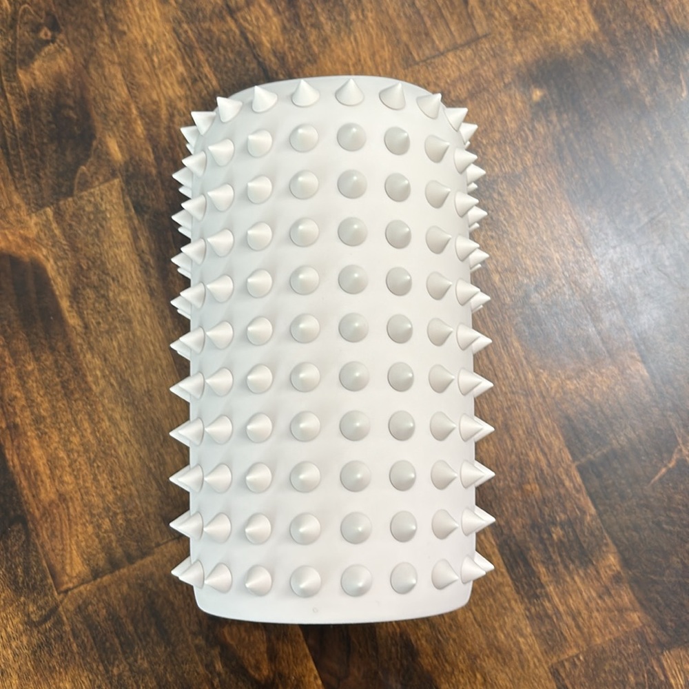 Bkr spiked big sleeve Lulu
